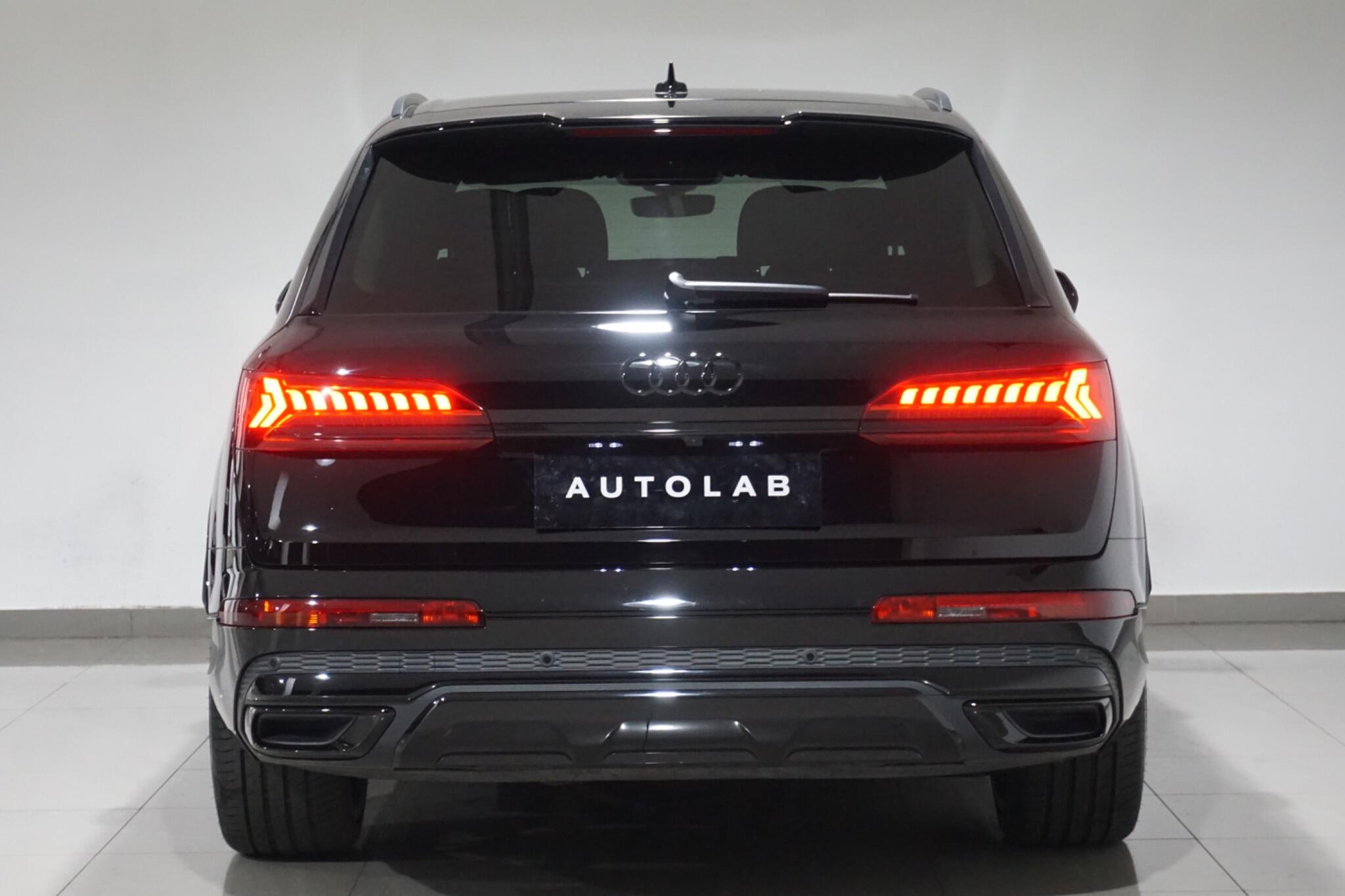Audi Q7 3.0 TDI V6 50 Black Edition Tiptronic quattro Euro 6 (s/s) 5dr